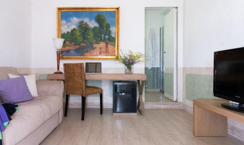 One-Bedroom Suite