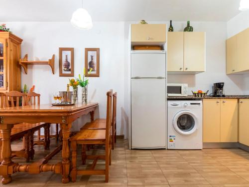 Holiday Home Coquetó by Interhome (Holiday Home Coqueto by Interhome) in Riumar