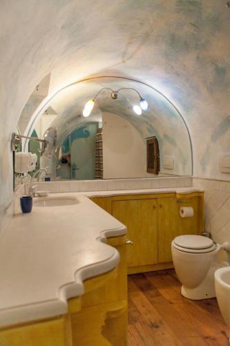 Marcheamore - Il Passaggio Segreto, Luxury Loft With Private Courtyard - Fermo