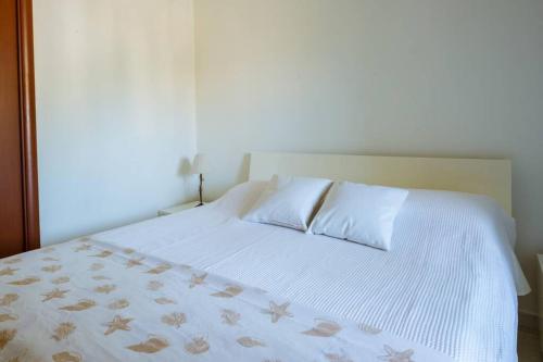Galileo Home - 2 Bedrooms, WiFi, Air-Con, Parking
