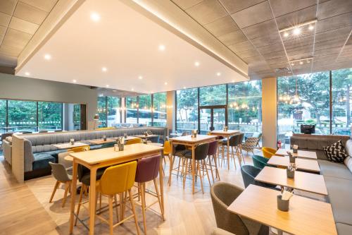 홀리데이 인 본머스 바이 IHG - 레스토랑