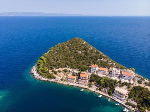  Apartments Graciela in Lastovo