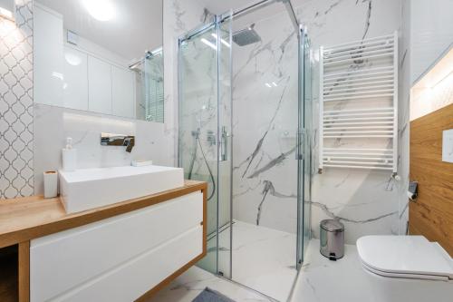Studio Apartment with Partial Sea View