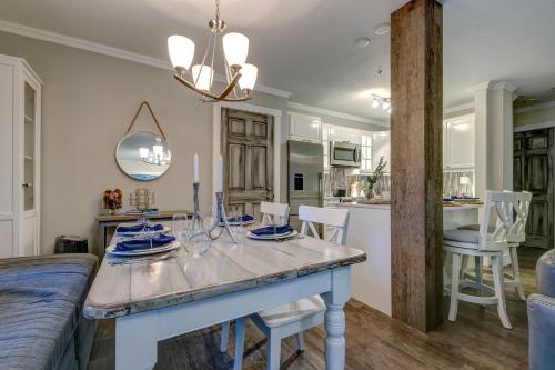 Sunpath Retreat- Convenience Meets Comfort & Style in Whistler, Canada