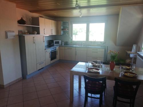 virtuve, Anna - neue Ferienwohnung mit Blick ins Grüne (Anna - neue Ferienwohnung mit Blick ins Grune) in Abtsteinach