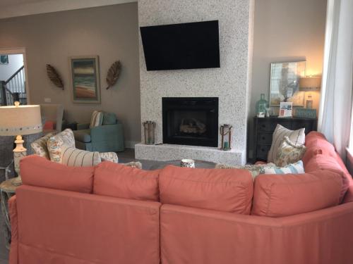 Oyster Cove - Breathtaking Home Golf Cart Included! - image 4