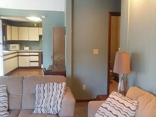 Countryside Inn - image 9