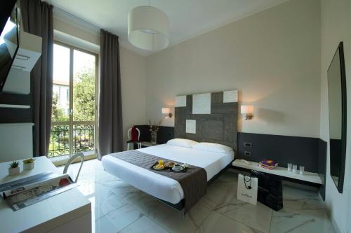 Hotel San Francisco, Milán