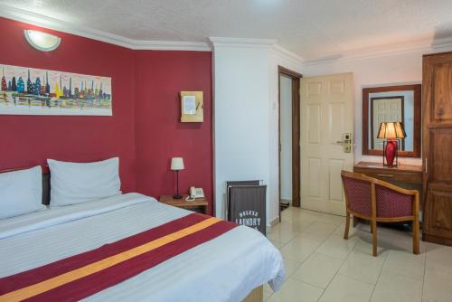 Hotel Raha Tower - image 2