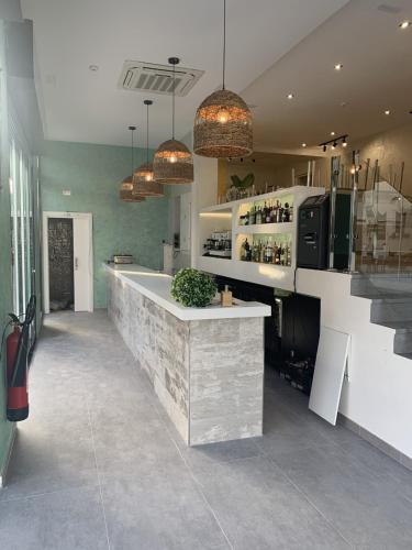 SEVEN ROOMS - image 8
