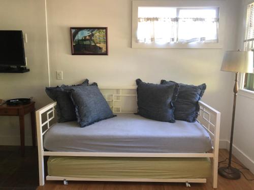 Banyan Tree B&B Retreat Banyan Tree B&B Retreat