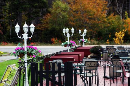 Restorāns, Mountain View Motel & Cottages in Petit Étang (NS)