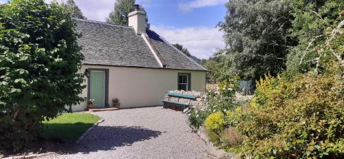 The Cottage; A Gorgeous Highland Getaway