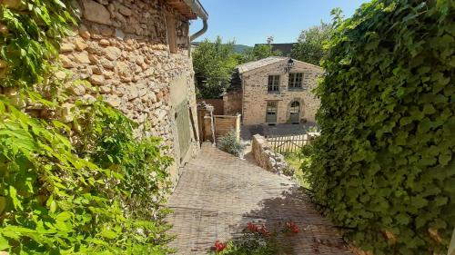 Dārzs, Sous le Château (Sous le Chateau) in Rustrel