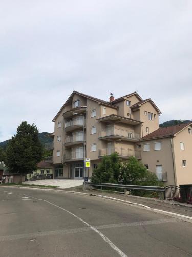 Apartmani Matin Breg - image 4