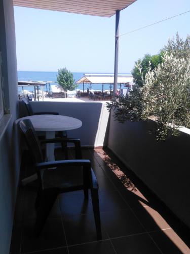 UĞUR BEACH HOTEL – Kemer, NJ