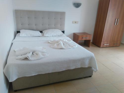 UĞUR BEACH HOTEL – Kemer, NJ