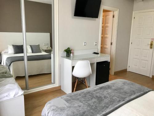 Hotel Nuevo Vichona - image 3