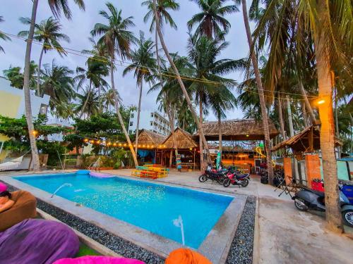 Swimming pool, iHome Backpacker Resort - The iHome Original in Phan Thiet