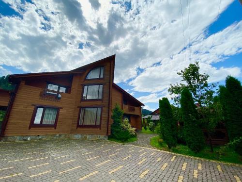 B&B Verkhovyna - Садиба Вежа - Bed and Breakfast Verkhovyna