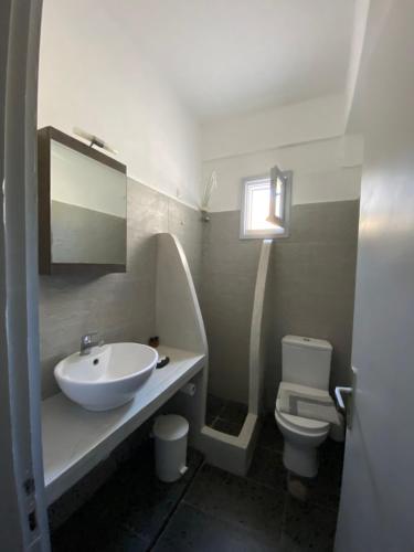Deep Blue Rooms & Apartments - image 11