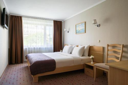 1 queen bed