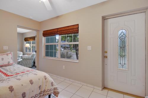 Cozy Crab - image 8