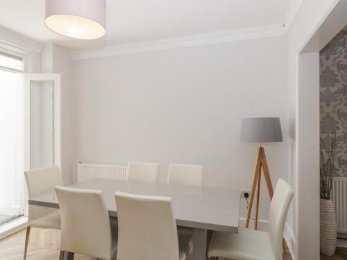 15 Hardwick Street - main image