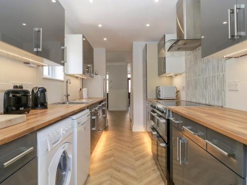15 Hardwick Street - image 6
