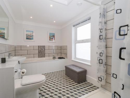 15 Hardwick Street - image 5