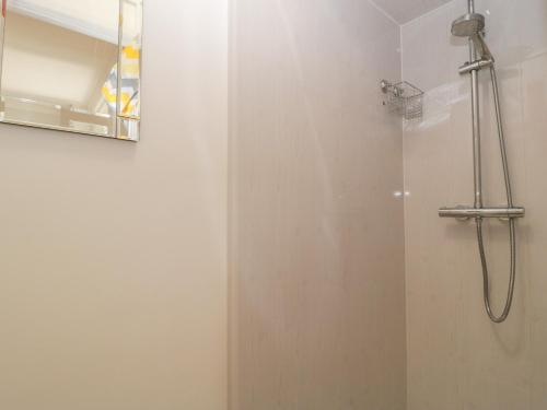 15 Hardwick Street - image 13