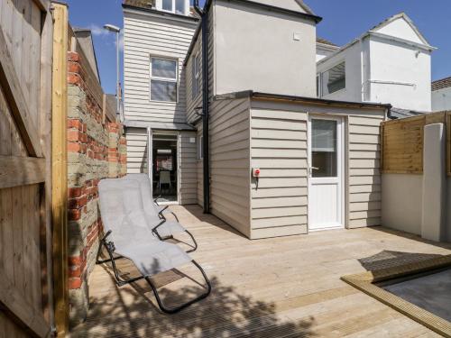 15 Hardwick Street - image 3