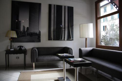 Hotel Alex - image 2