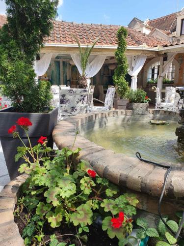 Ресторант, Hotel Fontana in Нови Сад