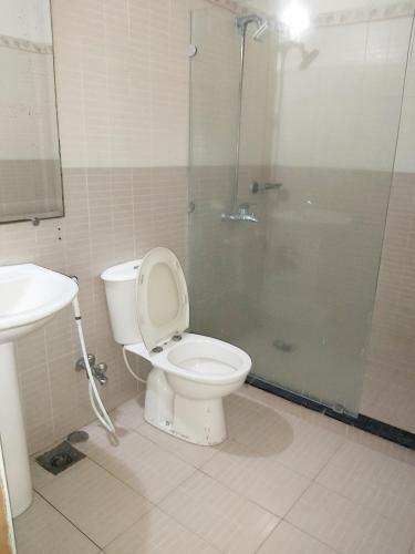 New Look Guest House - image 4