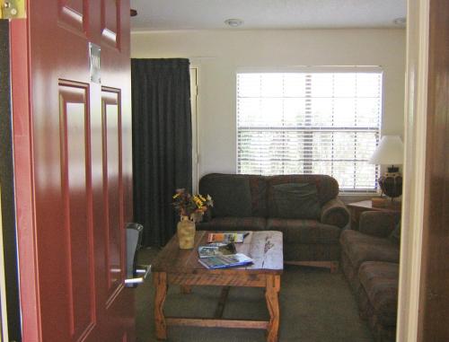 Recreational Resort Condominiums Situated on Lake Travis - main image
