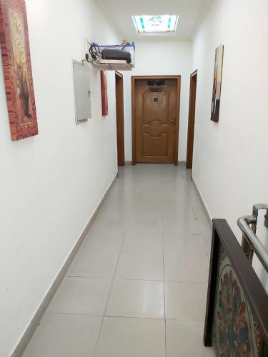 Visit Inn Executive – Lahore, WI