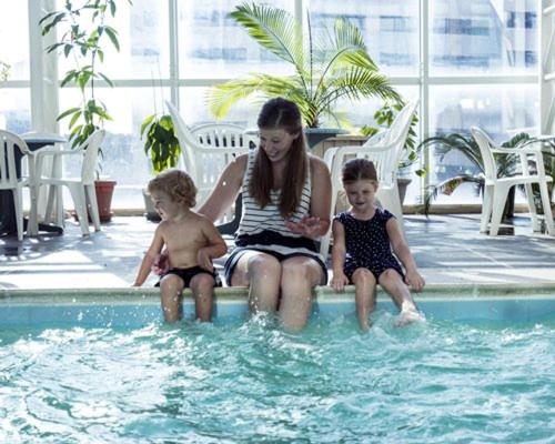 Virginia Beach Oceanfront Resort with the Comforts of Home - image 7