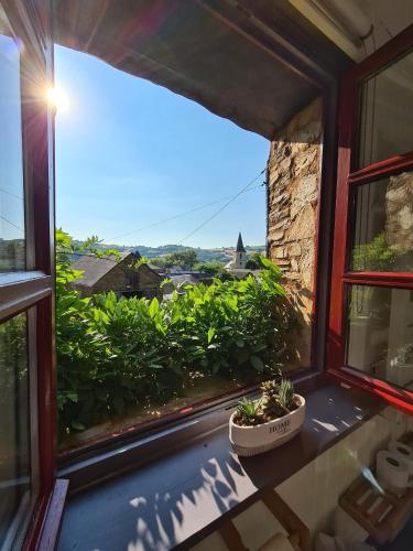 Vaade, Shanti Nilayam in Saint-Sernin-sur-Rance