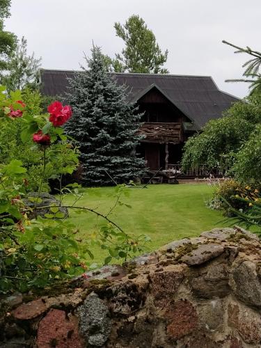 Kaimo sodyba Senas rublis