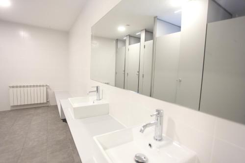 PATOS BEACH HOUSE - image 4