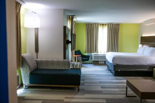 Holiday Inn Express Hotel & Suites Memphis/Germantown, an IHG Hotel