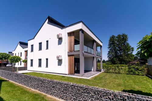 Зовнішній вигляд готелю, Apartmaji BANONIA in Banovci