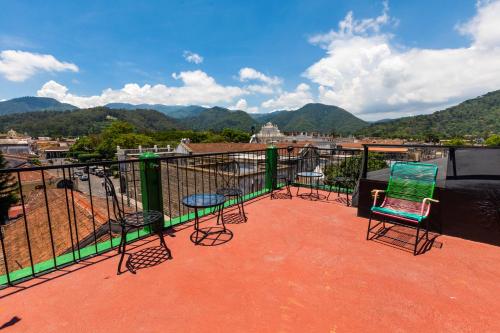 Balcony/terrace, Hotel La Sin Ventura in Antigua Guatemala