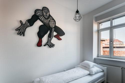Bond Apartment - image 4
