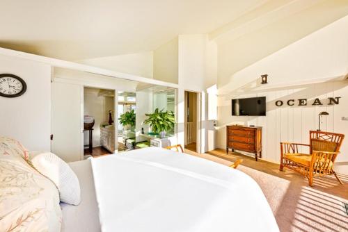 DP-701 - Cape Cod House in Capo Beach - image 7