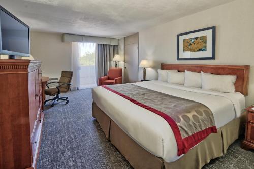 Ramada by Wyndham Albuquerque Midtown