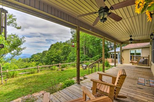 Peaceful Hideaway on 6 Acres with Smoky Mtn Views!