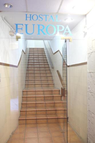 Hostal Europa - image 14