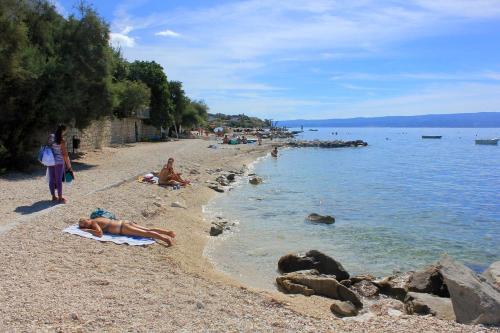 Apartments by the sea Podstrana Split - 18232 - image 3